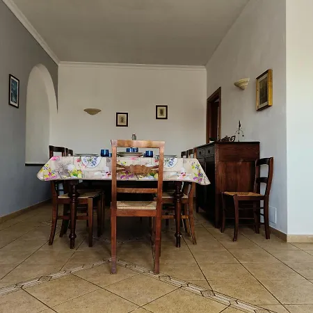 Avellini - Delightful And Spacious With Terrace - Near Metro A Cornelia Apartamento