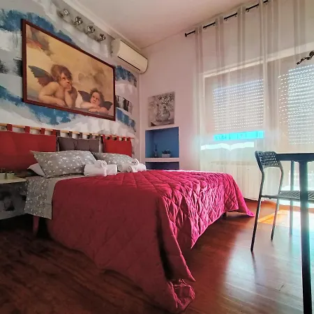 Apartmán Avellini - Delightful And Spacious With Terrace - Near Metro A Cornelia *