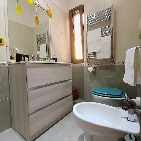 Avellini - Delightful And Spacious With Terrace - Near Metro A Cornelia Apartmán *