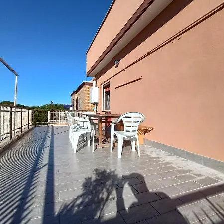 Avellini - Delightful And Spacious With Terrace - Near Metro A Cornelia Apartamento