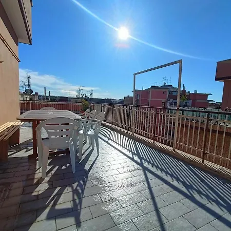 Avellini - Delightful And Spacious With Terrace - Near Metro A Cornelia Apartamento